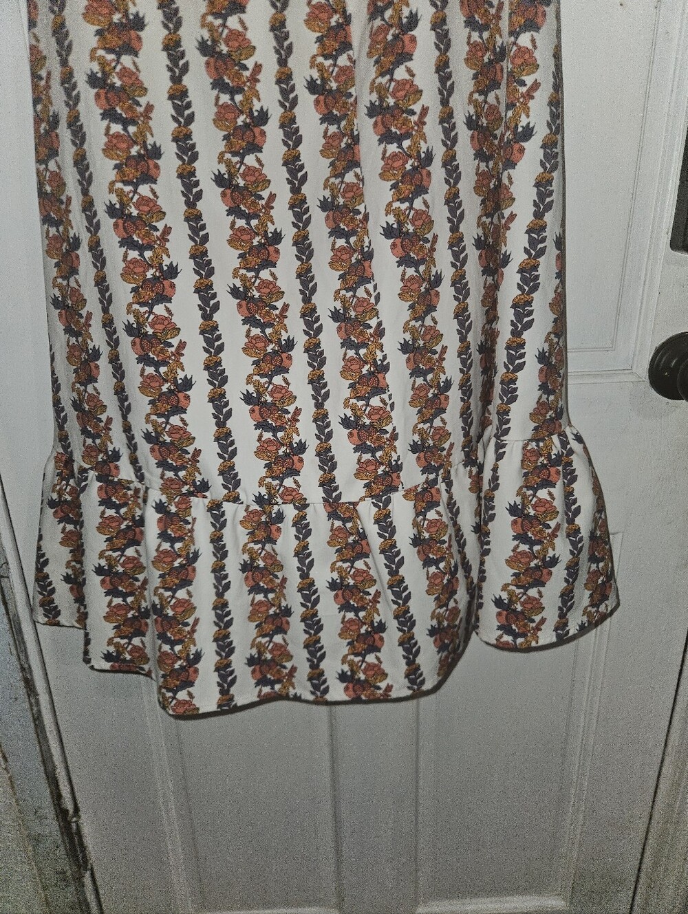 O.P.T.Floral Elastic Zip A line Tiered Midi Skirt ...small - Picture 6 of 13